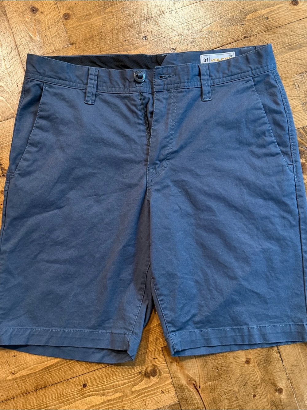 Volcom Men's Blue Flat Front Chino Shorts